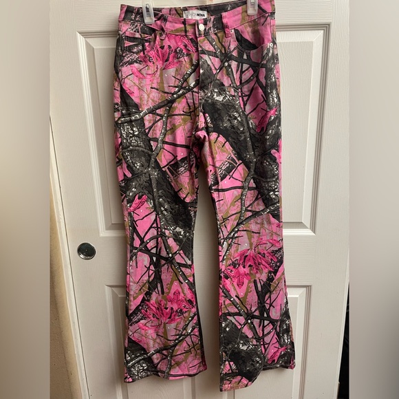 Fashion Nova Vibrant Pink and Black Flare Jeans Tall Girl Friendly Camo - Picture 4 of 7